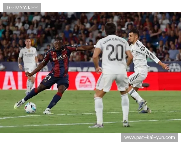 皇马临时指挥体系曝光?年轻教练组担起重任 皇马临时指挥体系曝光?年轻教练组担起重任